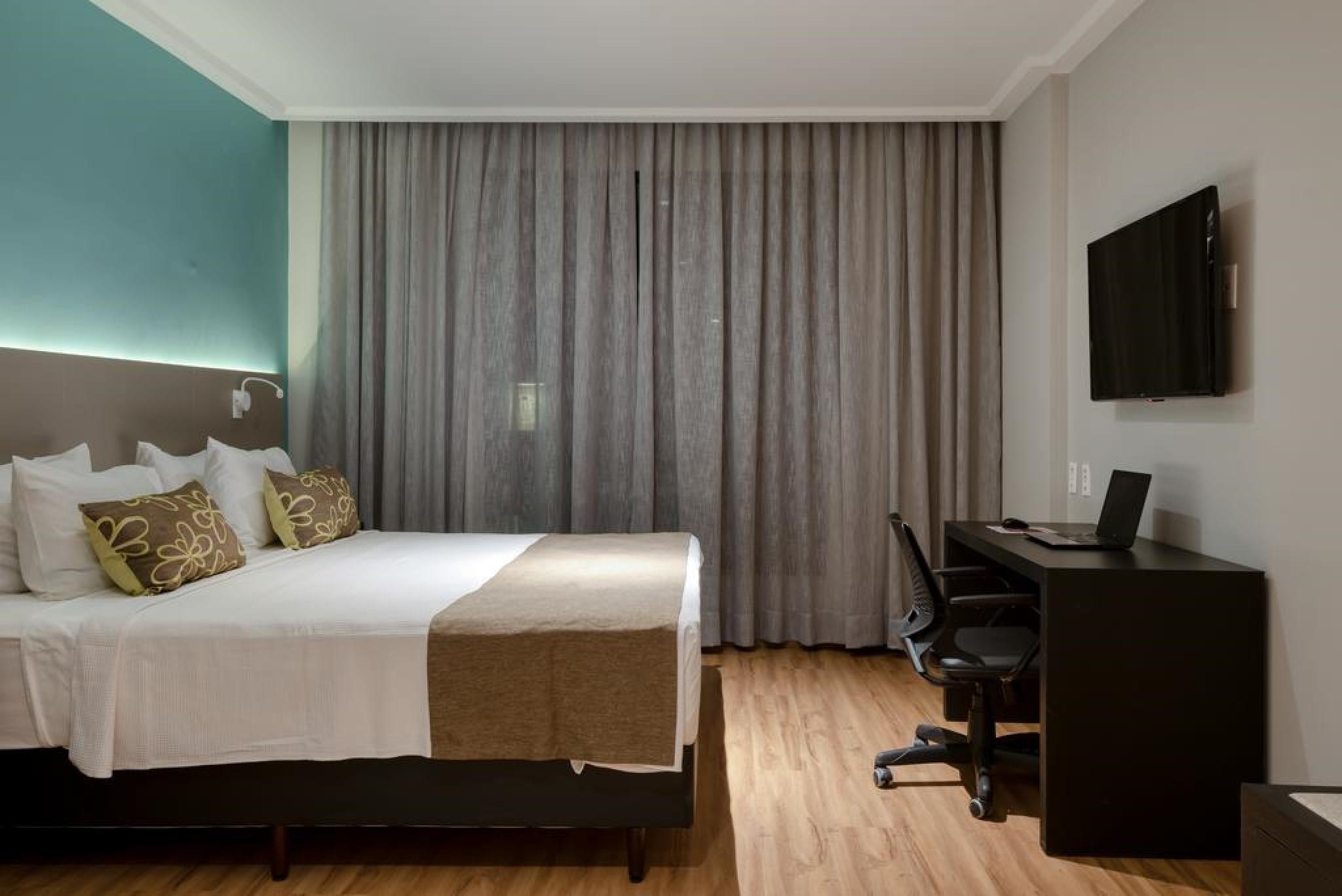 Comfort Suites Vitoria Bagian luar foto