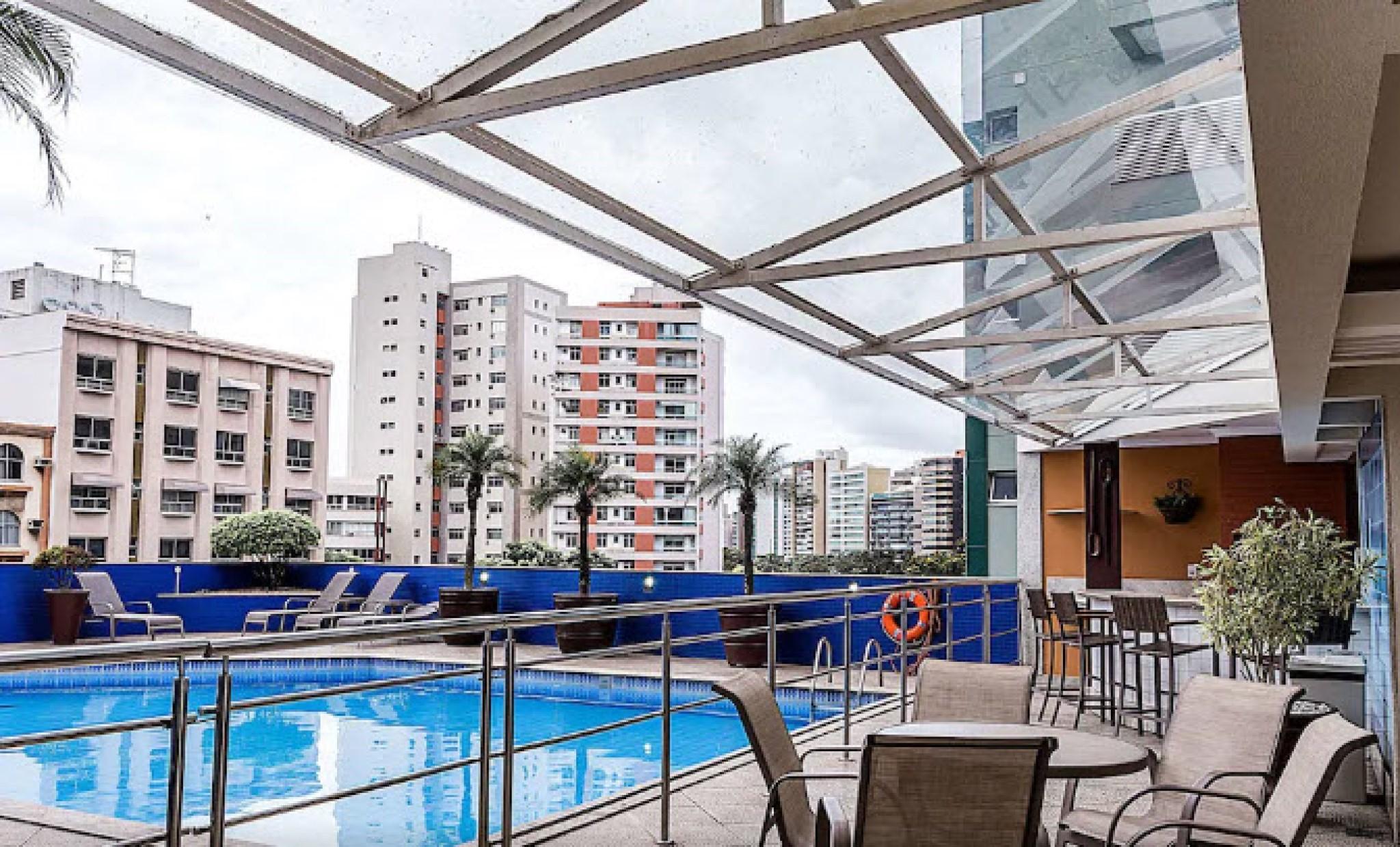 Comfort Suites Vitoria Bagian luar foto
