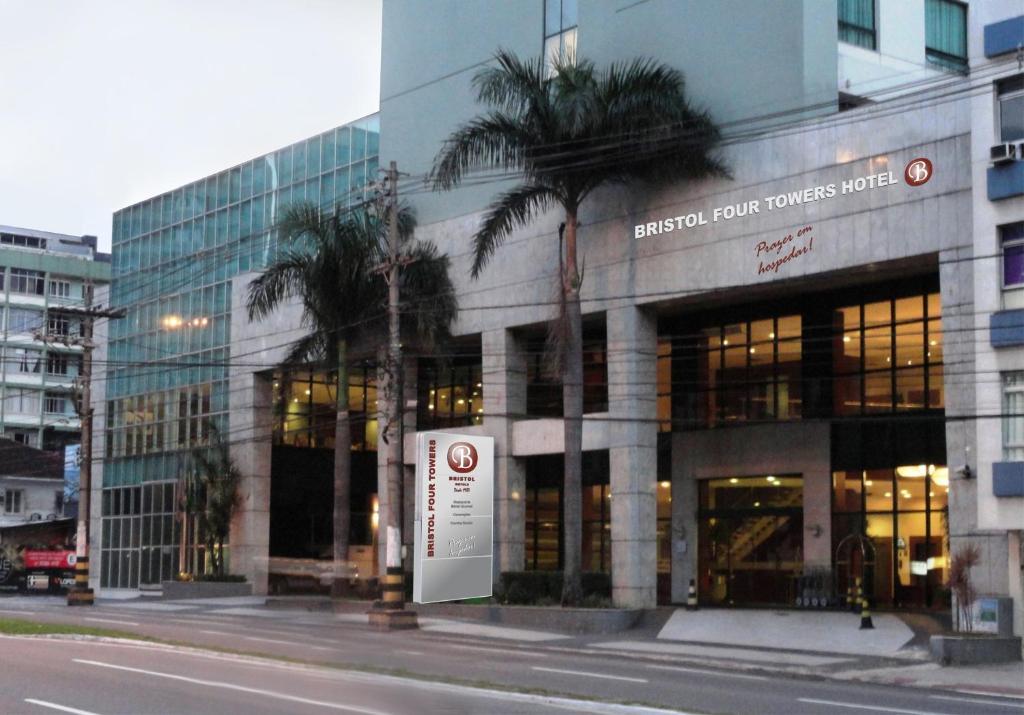 Comfort Suites Vitoria Bagian luar foto